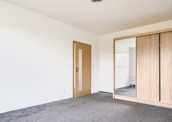 Na prenájom 2-izbový byt vo Vrutkách