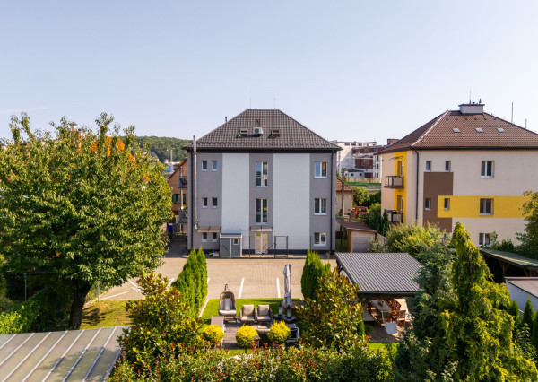 REZERVOVANÉ: Na predaj vkusne zariadený 3-izbový byt na Ružovej ulici v Trenčíne