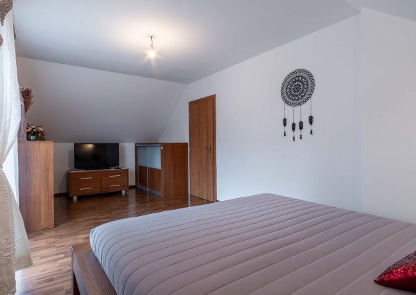 Na predaj priestranný rodinný dom v pokojnej lokalite Hôrka