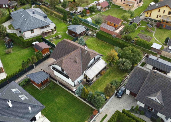 Na predaj priestranný rodinný dom v pokojnej lokalite Hôrka