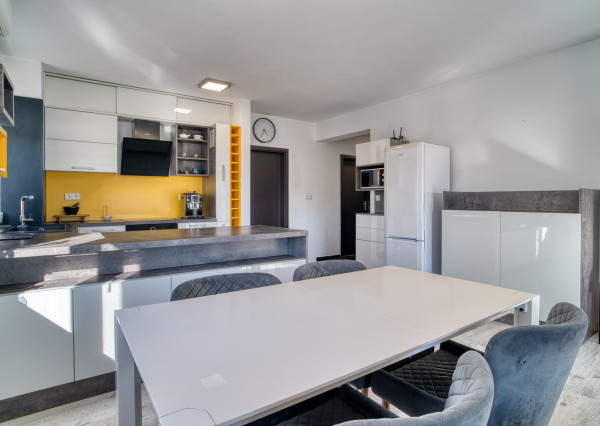 Na prenájom 3-izbový byt v Dunajskej Lužnej