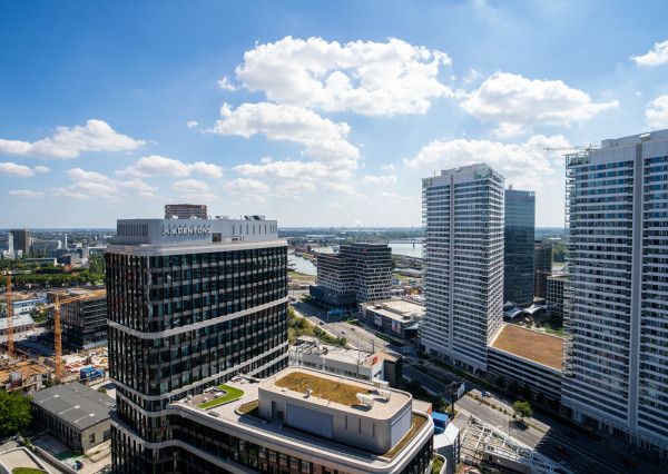 Na prenájom exkluzívny 2-izbový byt so šatníkom a panoramatickým výhľadom v projekte SKYPARK, Továrenská ulica