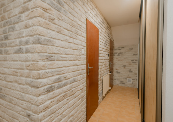 REZERVOVANÉ: Na predaj kompletne zrekonštruovaný 2-izbový byt v Martine