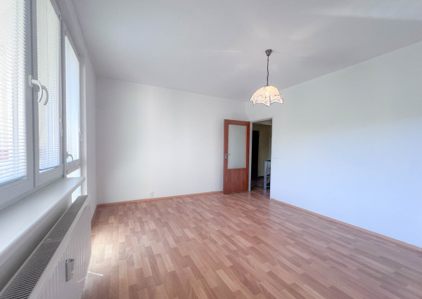 Na predaj 2-izbový byt s balkónom v Trenčíne - Juh I