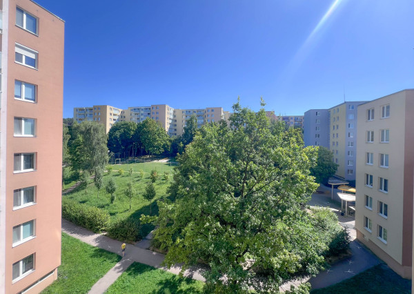 Na predaj 2-izbový byt s balkónom v Trenčíne - Juh I