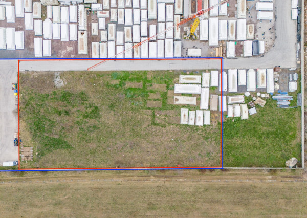 Na predaj priemyselný objekt s investičným potenciálom v Senci