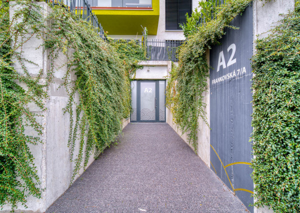 Na predaj jedinečný 3-izbový byt vo vyhľadávanej bratislavskej štvrti v projekte Grand Koliba