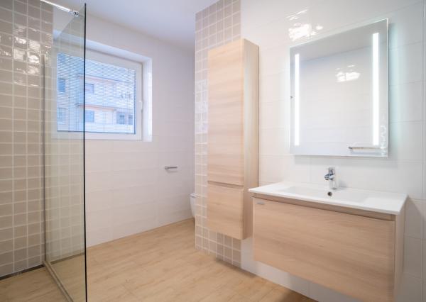 Na predaj dvojpodlažný rodinný dom s polyfunkciou v Trnave