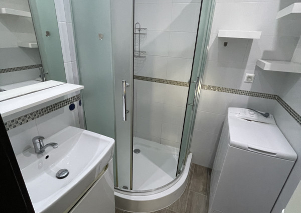 Na prenájom 2 izb. byt Bánovce n/B s loggiou