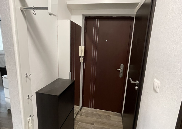 Na prenájom 2 izb. byt Bánovce n/B s loggiou