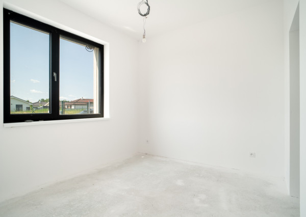 Na predaj skolaudovaný 4-izbový rodinný dom v obci Zohor