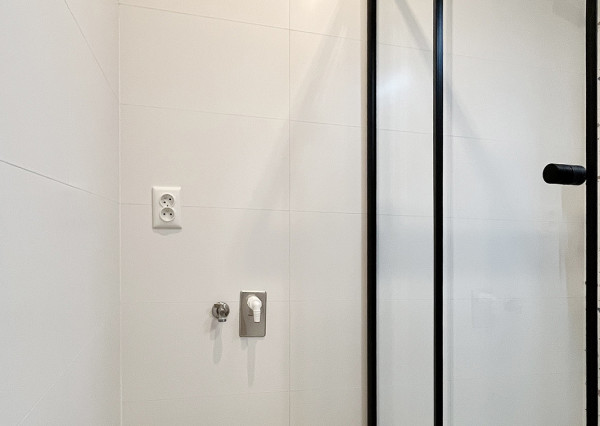 Na prenájom kompletne prerobený 2-izbový byt v Sučanoch