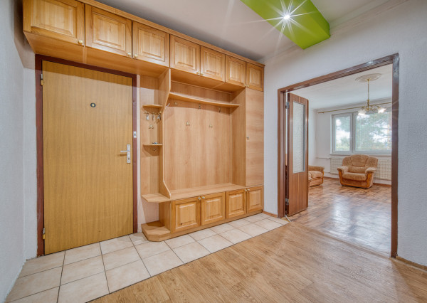 Na predaj 3-izbový byt v Bánovciach nad Bebravou - Dubnička