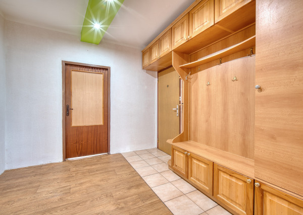 Na predaj 3-izbový byt v Bánovciach nad Bebravou - Dubnička