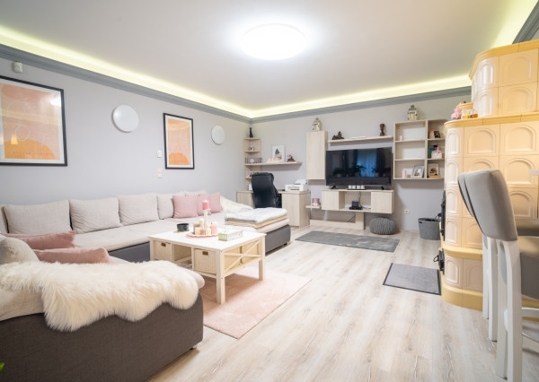 Na predaj rodinná vila v maďarskej obci Gyenesdiás