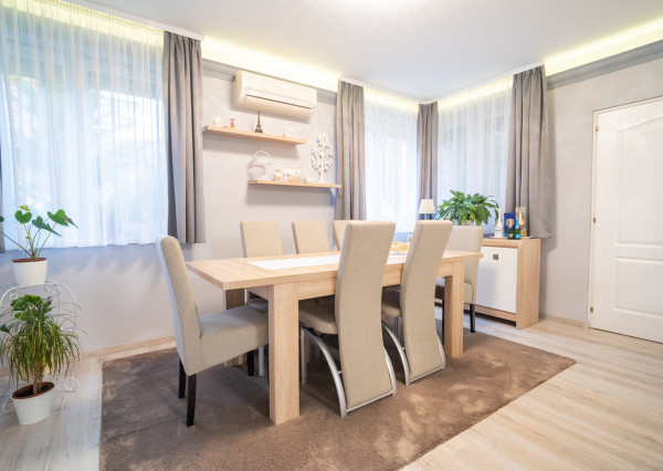 Na predaj rodinná vila v maďarskej obci Gyenesdiás