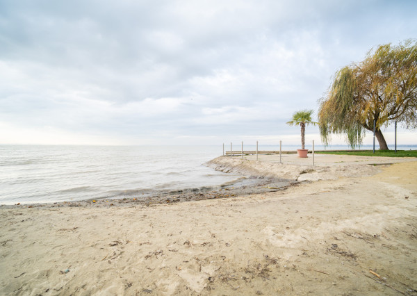 Na predaj rodinná vila v maďarskej obci Gyenesdiás