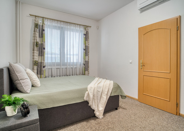 Na predaj 5-izbový rodinný dom – Bratislava, Vrakuňa