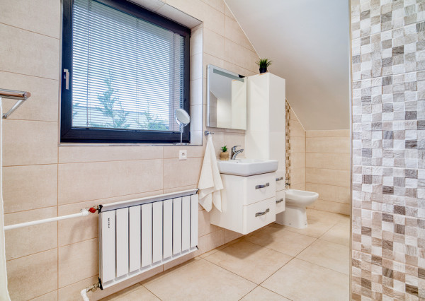 Na predaj 5-izbový rodinný dom – Bratislava, Vrakuňa