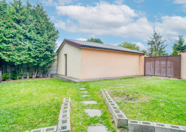 Na predaj 5-izbový rodinný dom – Bratislava, Vrakuňa