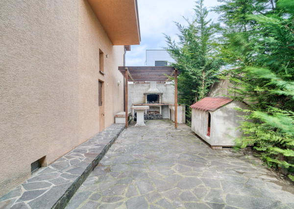 Na predaj 5-izbový rodinný dom – Bratislava, Vrakuňa