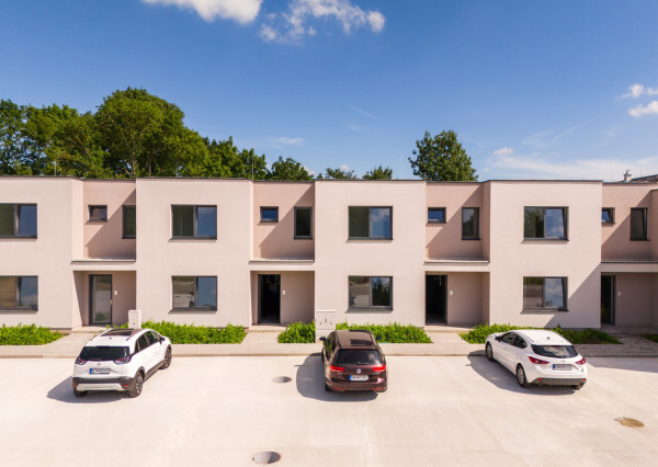 Na predaj skolaudovaný výnimočný 4-izbový byt v rodinnom dome vo Veľkom Orvišti