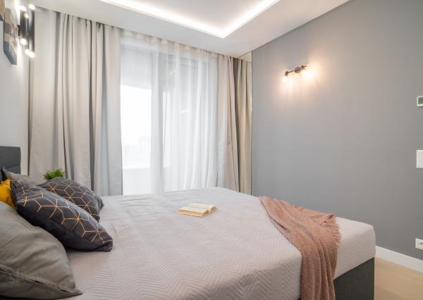 Na prenájom exkluzívny 2-izbový byt so šatníkom a panoramatickým výhľadom v projekte SKYPARK, Továrenská ulica