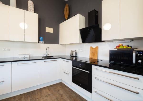 REZERVOVANÉ - Na predaj dom vhodný na podnikanie v Bzinciach pod Javorinou