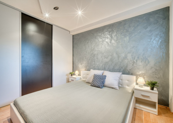 REZERVOVANÉ: Na predaj 2-izbový byt vo Veľkých Levároch