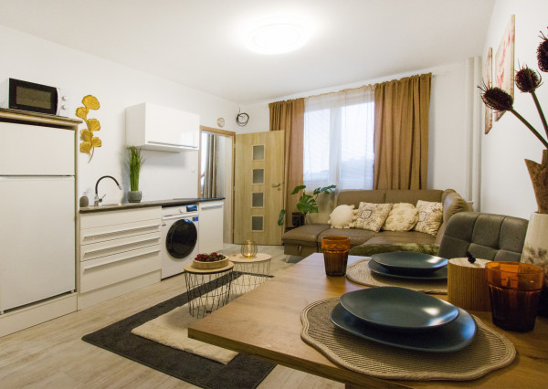 Na predaj štýlový 1-izbový  byt Bratislave-Dúbravka