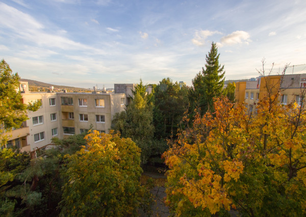 Na predaj štýlový 1-izbový  byt Bratislave-Dúbravka