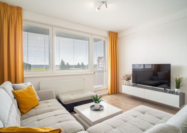 Na prenájom slnečný 3-izbový byt v Malackách