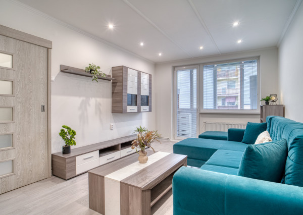 Na prenájom klimatizovaný 3-izbový byt v Malackách