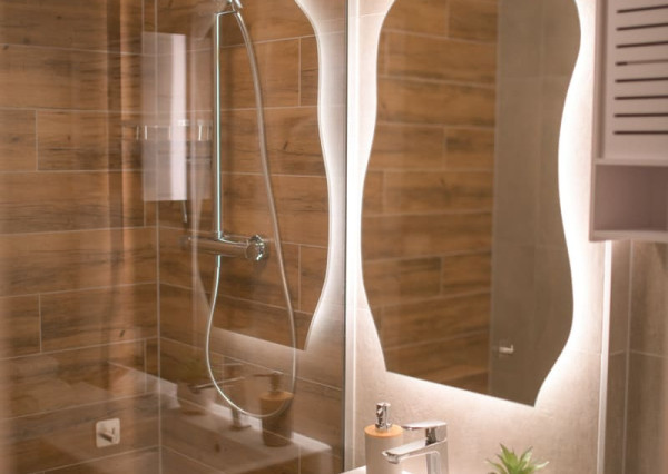 Na prenájom moderne zariadený 2-izbový byt s balkónom v Trenčíne