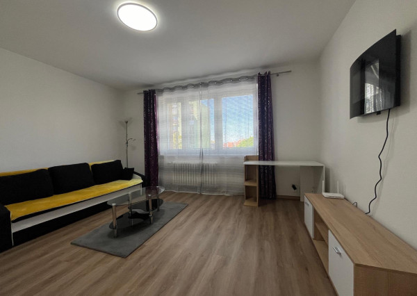 Na prenájom vkusne prerobený 1-izbový byt v Trenčíne