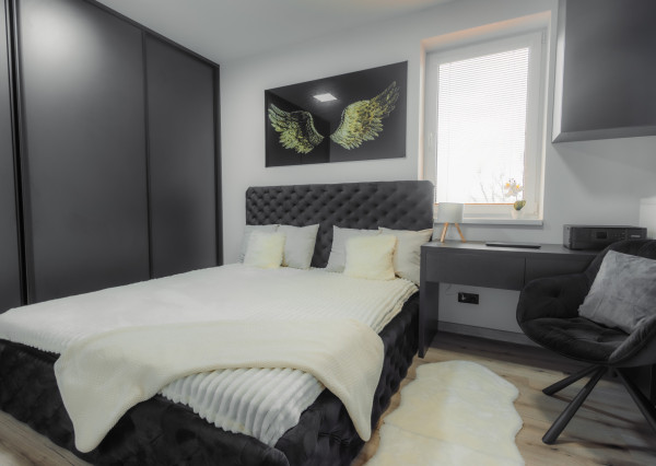 Na predaj kompletne zariadený 2-izbový byt v obci Kunerad