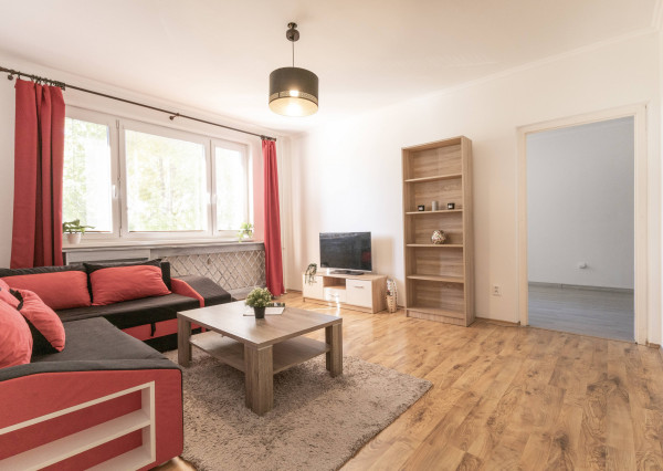 Na prenájom zariadený 2-izbový byt v Dunajskej Strede