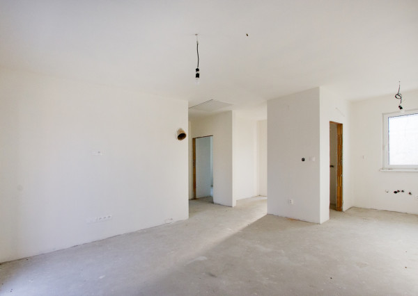 Na predaj rekreačná chata s pozemkom v obci Blahová