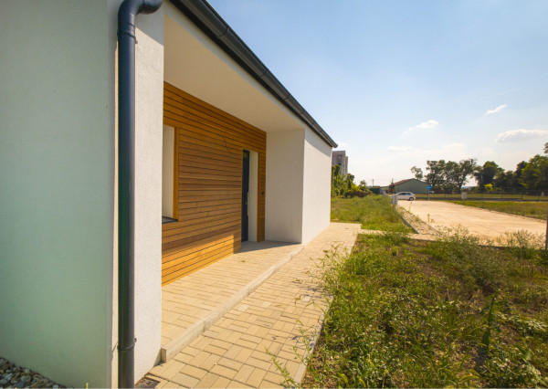 Na predaj rekreačná chata s pozemkom v obci Blahová