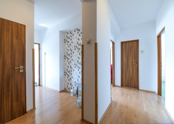 REZERVOVANÉ: Na predaj 3-izbový byt v obci Kálnica