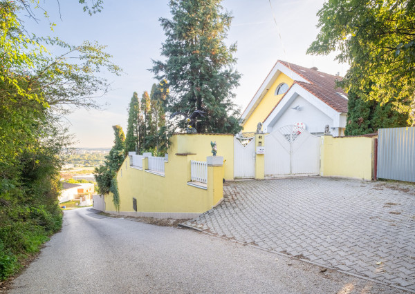 Na prenájom rodinný dom v Nitre - časť Zobor