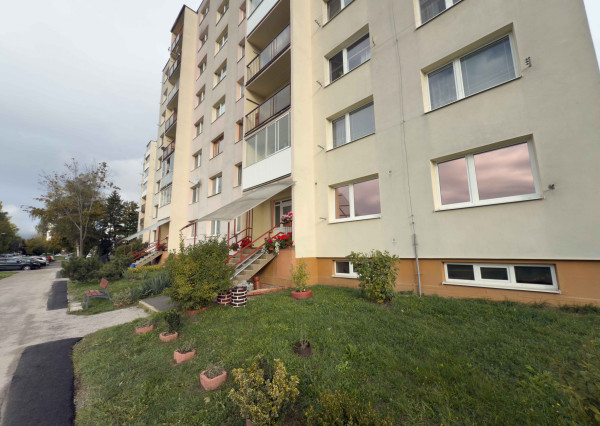 Na predaj 3-izbový byt s veľkým potenciálom v Poprade