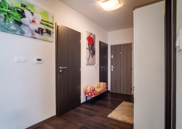 Na predaj 3-izbový byt v Senci na Slávičej ulici