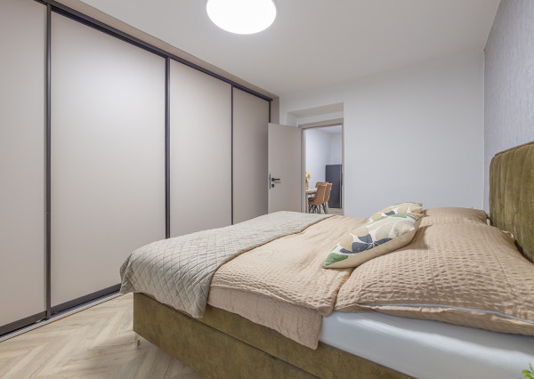 Na prenájom zariadený 2-izbový byt v centre Prešova