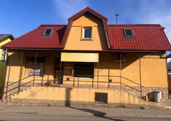 Na predaj budova na podnikateľský účel v Omšení - Trenčianske Teplice