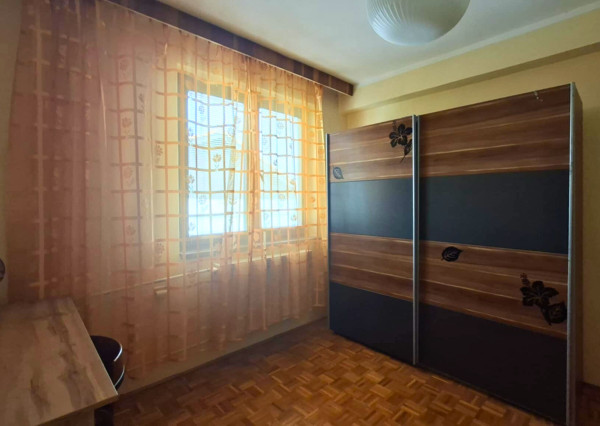 REZERVOVANÉ: Na prenájom viacgeneračný rodinný dom vo Veľkých Bieliciach