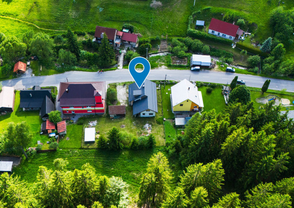 Rozostavaný dom na dokončenie podľa seba s veľkým pozemkom