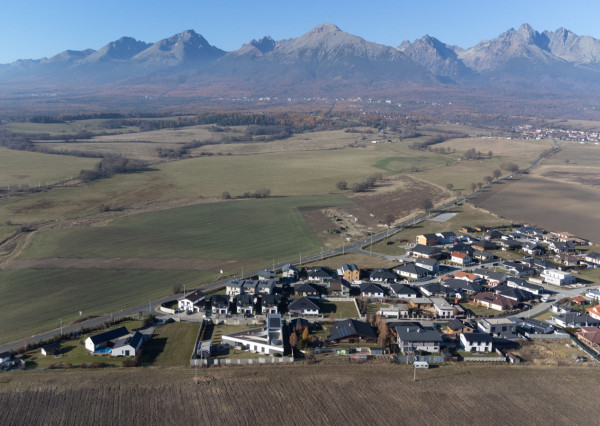 Na prenájom luxusný rodinný dom v Panoráme Veľký Slavkov pre náročnú klientelu
