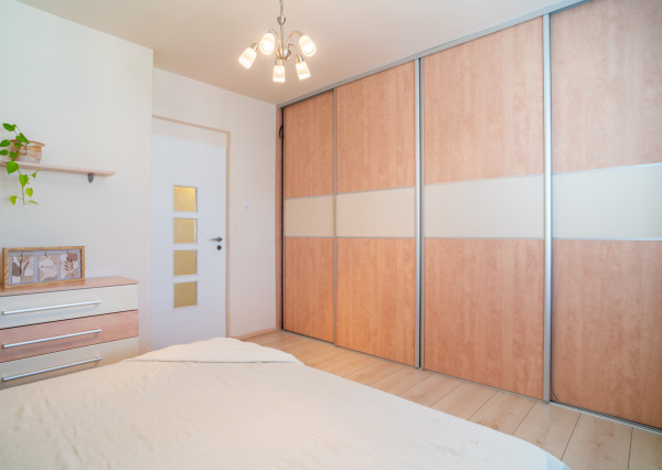 Na predaj priestranný 5-izbový rodinný dom v pokojnej lokalite mesta Gabčíkovo