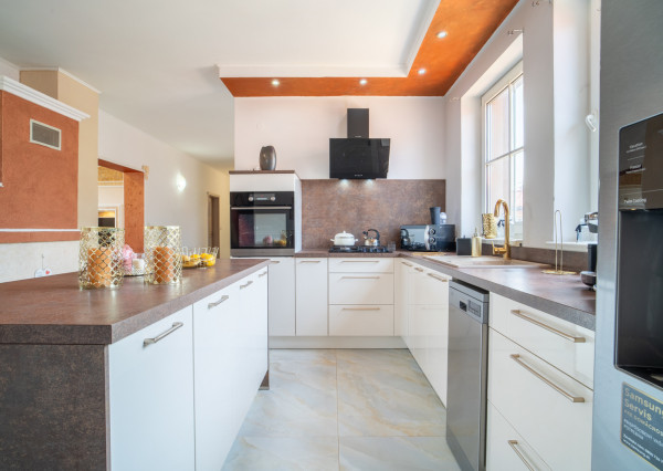 Na predaj priestranný rodinný dom v obci Zlaté Klasy